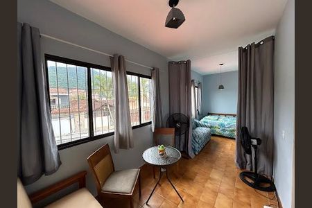 4_photo/94ce20cc7d.47ce5b314d8b28ef-ATLAS-83a0f2ed-6666-470a-ae3c-97b1e8de03f9.jpg de casa à venda com 4 quartos, 175m² em Solemar, Praia Grande