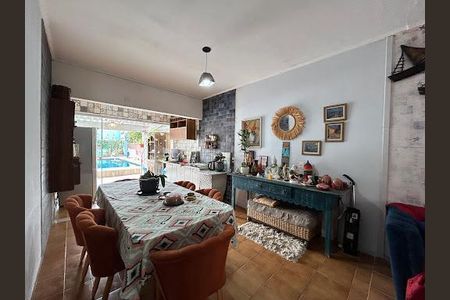 7_photo/94ce20cc7d.47ce5b314d8b28ef-ATLAS-8a68c046-e46b-4f3e-9d53-eab28e9138e3.jpg de casa à venda com 4 quartos, 175m² em Solemar, Praia Grande