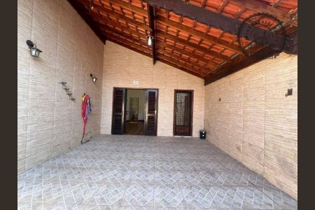 4_photo/94ce20cce3.caf6c04f909f2ef2-ATLAS-6b055f17-f8cb-4f0e-90e2-210815db81df.jpg de casa à venda com 2 quartos, 100m² em Solemar, Praia Grande