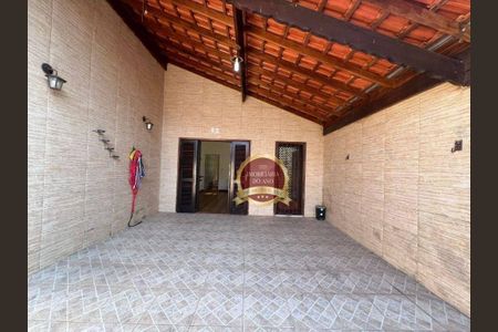 4_photo/94ce20cd03.2d257ce0050a8e83-ATLAS-d9c95a18-03b7-44d1-acb2-b8596e4727ea.jpg de casa à venda com 2 quartos, 100m² em Solemar, Praia Grande