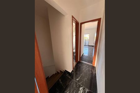 11_photo/94ce20cd5b.27d067872732db70-ATLAS-77d4a577-e664-41de-ba25-5ca1958daa4b.jpg de casa à venda com 2 quartos, 70m² em Cidade das Crianças, Praia Grande