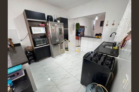 7_photo/94ce20cdad.e5b0f526cad1f31c-ATLAS-97c093b2-39a2-44dd-9bc2-67277363cd5b.jpg de casa à venda com 2 quartos, 83m² em Solemar, Praia Grande