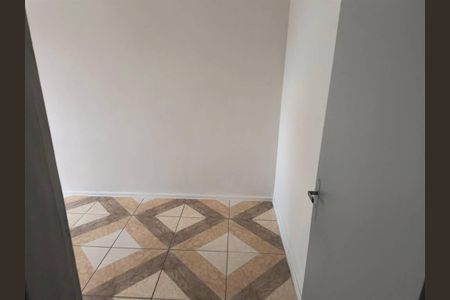 17_photo/94ce20ceb1.6ad94f792abfff8d-ATLAS-0bc317f4-53a3-4ae4-9929-9de26829a8d3.jpg de apartamento para alugar com 2 quartos, 60m² em Solemar, Praia Grande