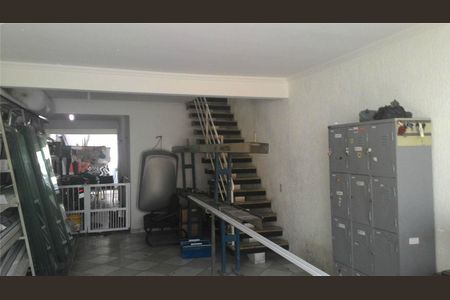 11_photo/94ce20ced3.eb4747a7722cd593-ATLAS-eaaa15cc-9f69-4f67-94d0-9898c4a1b284.jpg de casa à venda com 3 quartos, 240m² em Solemar, Praia Grande