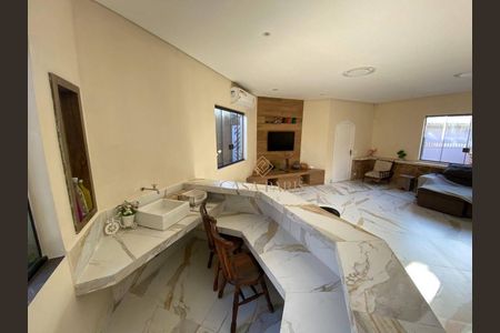 12_photo/94ce20ced9.9a54faa83c3e471c-ATLAS-4d84a59e-32a4-4831-b445-b32a6eead96d.jpg de casa à venda com 3 quartos, 275m² em Solemar, Praia Grande