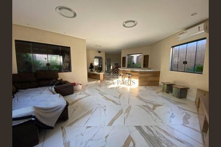 16_photo/94ce20ced9.9a54faa83c3e471c-ATLAS-744de94f-39a1-428d-bfde-d4c9e99bef92.jpg de casa à venda com 3 quartos, 275m² em Solemar, Praia Grande