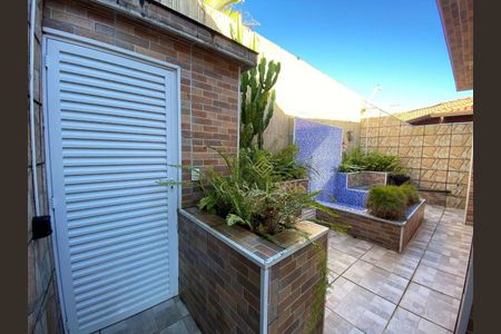 7_photo/94ce20cedb.b2c1f66c79c6256c-ATLAS-25d29d13-e0e1-4678-b0cb-0c32e542d532.jpg de casa à venda com 3 quartos, 128m² em Solemar, Praia Grande