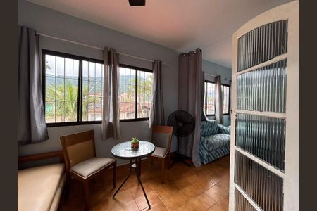 30_photo/94ce20cedd.ceff8192393c33de-ATLAS-b79595e2-eaf9-4b12-80e9-0b843f4d2420.jpg de casa à venda com 5 quartos, 200m² em Solemar, Praia Grande