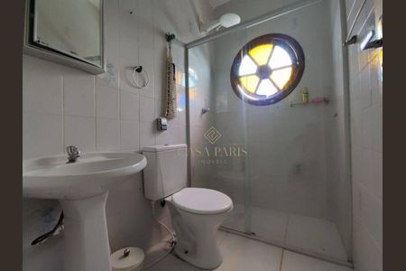 7_photo/94ce20cedf.007d8801227075bf-ATLAS-256dccfb-6556-40df-8d58-9df6a99d8092.jpg de casa à venda com 6 quartos, 365m² em Solemar, Praia Grande