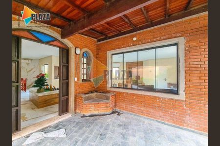 11_photo/94ce20ceeb.b37fb779aadef412-ATLAS-b740f7ff-a1f2-49aa-8bdd-a288de8fd5bd.jpg de casa à venda com 3 quartos, 274m² em Solemar, Praia Grande