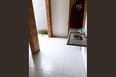 41_photo/94ce20cfe9.ed86bf0db8775139-ATLAS-6a2d25e3-8eb4-40f4-a5a6-dde0fa21dd29.jpg de casa à venda com 2 quartos, 100m² em Solemar, Praia Grande