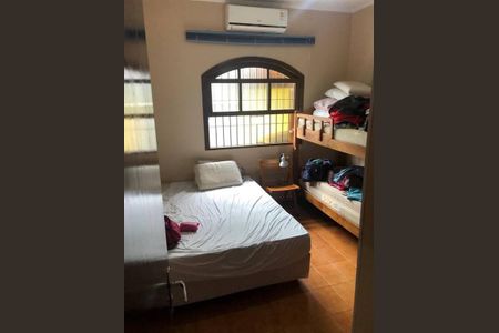 14_photo/94ce20cff1.7cc5f6eb30674ee3-ATLAS-5b452d31-731d-438e-802e-25d8a00545ac.jpg de casa à venda com 3 quartos, 120m² em Solemar, Praia Grande