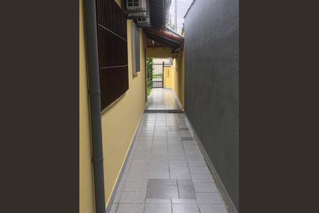 20_photo/94ce20cff1.7cc5f6eb30674ee3-ATLAS-c4ebe66b-6f04-40eb-963f-0d7e3c8c4f91.jpg de casa à venda com 3 quartos, 120m² em Solemar, Praia Grande