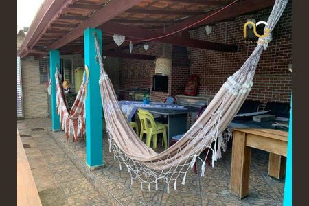 25_photo/94ce20d2bf.aaa1984783e3a523-ATLAS-f5b7639c-3bca-4e12-ba1e-e533b3f6a890.jpg de casa à venda com 4 quartos, 150m² em Cidade das Crianças, Praia Grande