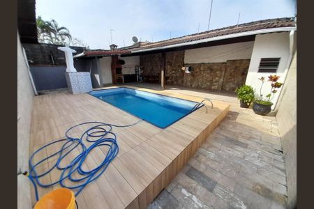 3_photo/94ce20dcdb.dd72da75736ca14e-ATLAS-617ff42d-fb10-4386-9522-73e4f8aa03fc.jpg de casa à venda com 5 quartos, 280m² em Balneario Flórida, Praia Grande