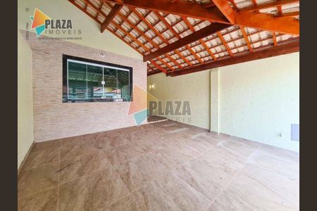 3_photo/94ce20e3fd.c4a86b3c211625c7-ATLAS-abb75c82-b2de-4b04-adbd-6ccd0f75c86e.jpg de casa à venda com 2 quartos, 109m² em Princesa, Praia Grande