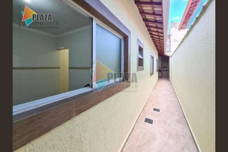 29_photo/94ce20e3fd.c4a86b3c211625c7-ATLAS-ae338920-10da-42a2-99d1-a35b04565f23.jpg de casa à venda com 2 quartos, 109m² em Princesa, Praia Grande