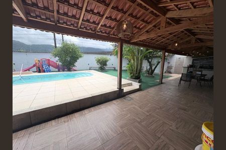 5_photo/94ce20e455.8a89dcb0f3fd7f25-ATLAS-360fc0f5-99fd-4b50-9e55-433972291892.jpg de casa à venda com 2 quartos, 103m² em Real, Praia Grande