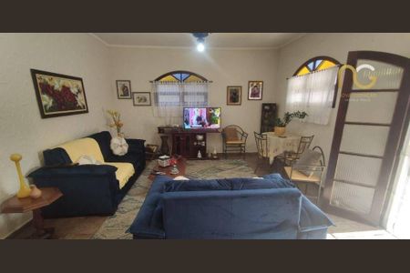 3_photo/94ce20e59f.d1325d9d06f328eb-ATLAS-512439af-2ad7-41c0-ac7d-b8d1e01e4a9c.jpg de casa à venda com 4 quartos, 264m² em Balneario Flórida, Praia Grande