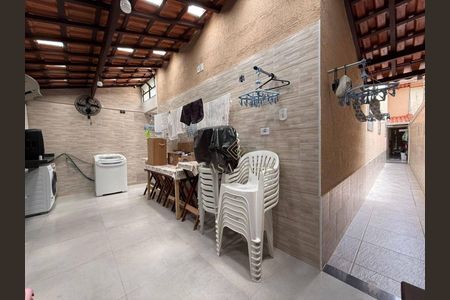 3_photo/94ce20e5e7.ae6c0d4ae2e822c2-ATLAS-188a579f-becd-4a3e-b434-861b60652438.jpg de casa à venda com 3 quartos, 117m² em Balneario Flórida, Praia Grande