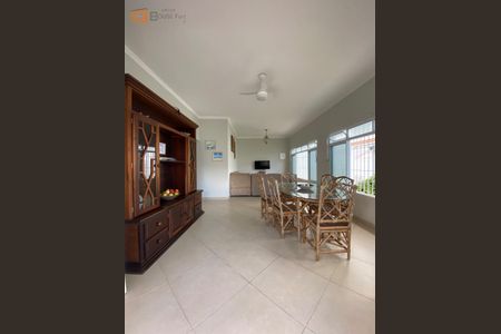 2_photo/94ce20e61d.d5a0f355ba531730-ATLAS-fb8ef0a3-92e8-4959-bef5-94df6ef8b81b.jpg de casa à venda com 7 quartos, 300m² em Balneario Flórida, Praia Grande