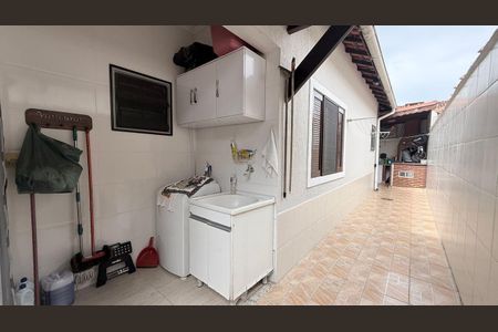 5_photo/94ce20e627.6a3329eb04d37c58-ATLAS-4fd3146d-e3a3-42fb-b002-997957c1eb91.jpg de casa à venda com 2 quartos, 122m² em Balneario Flórida, Praia Grande