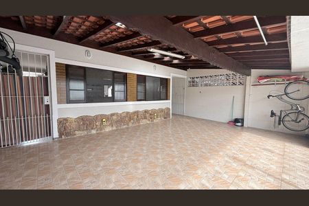 2_photo/94ce20e627.6a3329eb04d37c58-ATLAS-e3e3eb01-2be5-419b-a408-efc524252c09.jpg de casa à venda com 2 quartos, 122m² em Balneario Flórida, Praia Grande