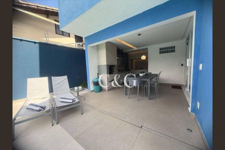 7_photo/94ce20e62f.bd2dffe6b68feeb7-ATLAS-36a52a3c-141e-46b3-8d47-577a416357c0.jpg de casa à venda com 3 quartos, 250m² em Balneario Flórida, Praia Grande