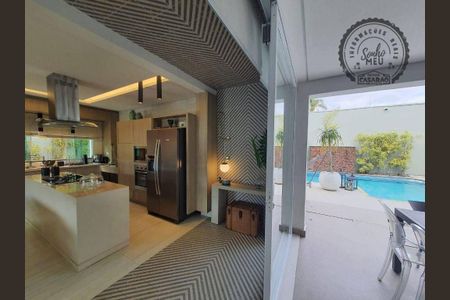 43_photo/94ce20e62f.bd2dffe6b68feeb7-ATLAS-c31c628d-9205-4c3d-bbed-8d8a09fd4a7b.jpg de casa à venda com 3 quartos, 220m² em Balneario Flórida, Praia Grande