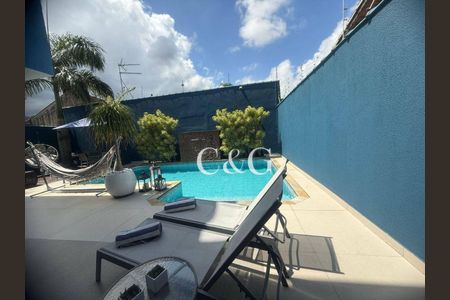 1_photo/94ce20e62f.bd2dffe6b68feeb7-ATLAS-e2b62f15-fe66-4601-a2d6-1215b9ee7f00.jpg de casa à venda com 3 quartos, 250m² em Balneario Flórida, Praia Grande