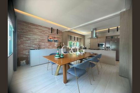 3_photo/94ce20e62f.bd2dffe6b68feeb7-ATLAS-e4e8ce94-1644-4dcd-ba7e-0ee024bc2bab.jpg de casa à venda com 3 quartos, 250m² em Balneario Flórida, Praia Grande