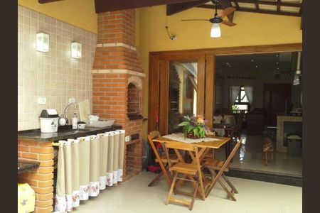 12_photo/94ce20e7df.7dc29441a77b793f-ATLAS-6ff5a0fb-6ed0-4e8e-a652-4a0cca6cc056.jpg de casa à venda com 2 quartos, 150m² em Balneario Flórida, Praia Grande