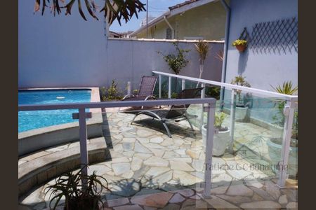 2_photo/94ce20e7e3.9de6362a168616a9-ATLAS-0cd44809-d779-4b46-babb-8499ffd0dfec.jpg de casa à venda com 3 quartos, 171m² em Balneario Flórida, Praia Grande