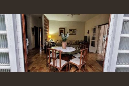 4_photo/94ce20e801.9de6362a168616a9-ATLAS-072feb6e-1bb1-4c6a-92ac-b96cff2fc68b.jpg de casa à venda com 3 quartos, 300m² em Balneario Flórida, Praia Grande