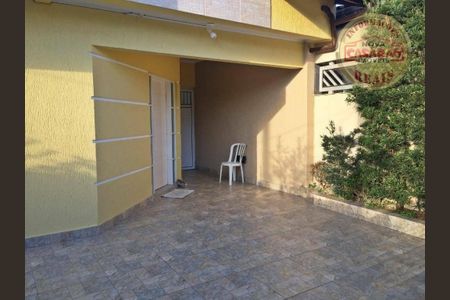 8_photo/94ce20e823.3540367e7697d24d-ATLAS-890576ef-df60-474c-8abd-b21ab2d335e2.jpg de casa à venda com 4 quartos, 231m² em Balneario Flórida, Praia Grande