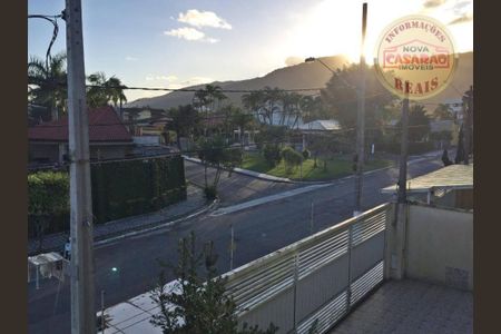 2_photo/94ce20e823.3540367e7697d24d-ATLAS-9afdf1d2-d72a-4b1d-8352-026e3ed2bbbe.jpg de casa à venda com 4 quartos, 231m² em Balneario Flórida, Praia Grande