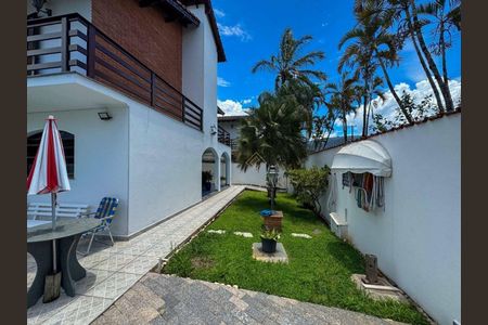 10_photo/94ce20e8b5.6fdee8406a8d1ba2-ATLAS-986e516f-4772-4227-9abb-c1cc84bcce46.jpg de casa à venda com 3 quartos, 332m² em Balneario Flórida, Praia Grande