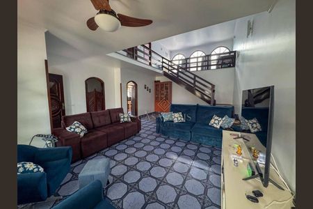 10_photo/94ce20e8b5.6fdee8406a8d1ba2-ATLAS-9d155dfe-aef0-4cb5-9bab-bb2ac4def5c4.jpg de casa à venda com 3 quartos, 332m² em Balneario Flórida, Praia Grande