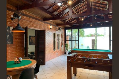 8_photo/94ce20e8cb.ee31d1fd9df23408-ATLAS-204874f3-d8c8-417c-8d97-e98458d96d0a.jpg de casa à venda com 3 quartos, 220m² em Balneario Flórida, Praia Grande