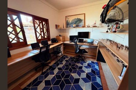 7_photo/94ce20e8f7.ffab5f8d7139d79c-ATLAS-49c2b532-9472-4e54-b9d3-a404175f098a.jpg de casa à venda com 4 quartos, 222m² em Balneario Flórida, Praia Grande