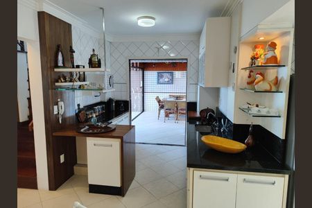 7_photo/94ce20ef01.dfa9d466037127f6-ATLAS-4e04e17d-4174-43c4-8b4e-0175fe842f0b.jpg de apartamento à venda com 4 quartos, 230m² em Guilhermina, Praia Grande