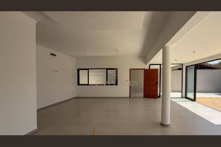 1_photo/94ce20ef1f.1987c265c069de70-ATLAS-2a5b9581-ac51-499c-b80d-e3be2cb5de83.jpg de casa à venda com 4 quartos, 170m² em Balneario Flórida, Praia Grande