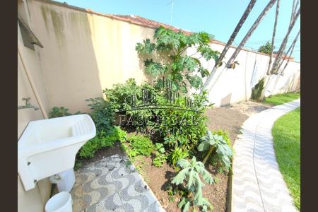 14_photo/94ce20ef57.8f8a4a33478a6561-ATLAS-a2f2c8ed-2bbe-414b-911d-5ce6e84135e2.jpg de casa à venda com 3 quartos, 214m² em Balneario Flórida, Praia Grande