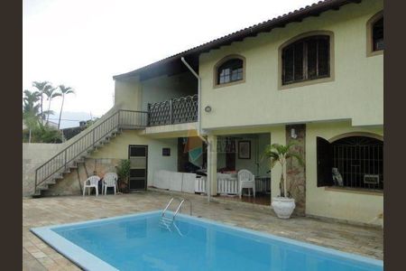 2_photo/94ce20ef67.d9f076d2edbf9077-ATLAS-9d6bbf5f-77d3-4583-b185-e3a856bb2307.jpg de casa à venda com 3 quartos, 299m² em Balneario Flórida, Praia Grande