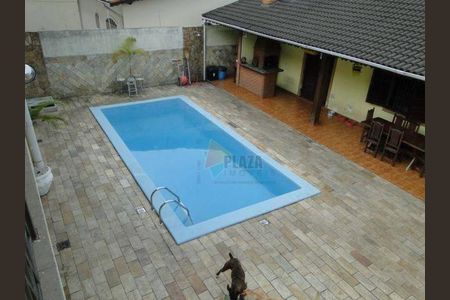 26_photo/94ce20ef67.d9f076d2edbf9077-ATLAS-ee1608cf-8bfe-45f0-8b71-c9f3fa1c0015.jpg de casa à venda com 3 quartos, 299m² em Balneario Flórida, Praia Grande