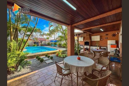 7_photo/94ce20ef79.4f48e483d4bcdc3b-ATLAS-e4cd32ea-9a6e-4ed8-aa29-4a29de7d6dfe.jpg de casa à venda com 4 quartos, 140m² em Balneario Flórida, Praia Grande