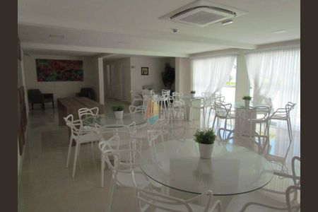 48_photo/94ce20efe7.974e110c5811cb17-ATLAS-b9d5dde7-df80-46a6-9257-4134f7e292bc.jpg de apartamento à venda com 2 quartos, 76m² em Balneario Flórida, Praia Grande