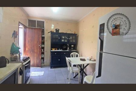 9_photo/94ce20f01d.b37fb779aadef412-ATLAS-30e7407e-7e8c-4281-a378-3091237776b5.jpg de casa à venda com 3 quartos, 125m² em Real, Praia Grande