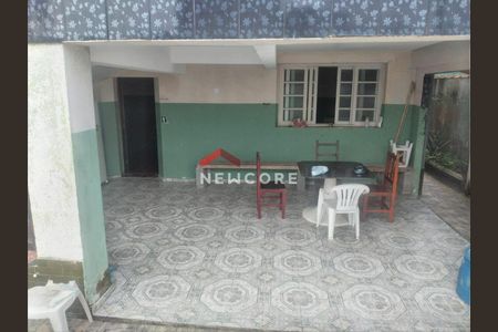 4_photo/94ce20f043.df2406aa61ba3211-ATLAS-d7cc7573-d078-4aec-affc-7f63659948f7.jpg de casa à venda com 6 quartos, 253m² em Real, Praia Grande