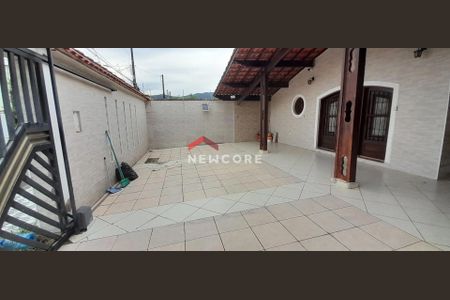 3_photo/94ce20f095.df2406aa61ba3211-ATLAS-6ab460c7-bab7-44d4-8213-56a41d7c81f3.jpg de casa à venda com 3 quartos, 143m² em Real, Praia Grande